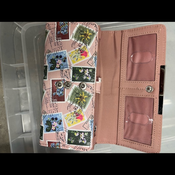 Wallet - Picture 4 of 5